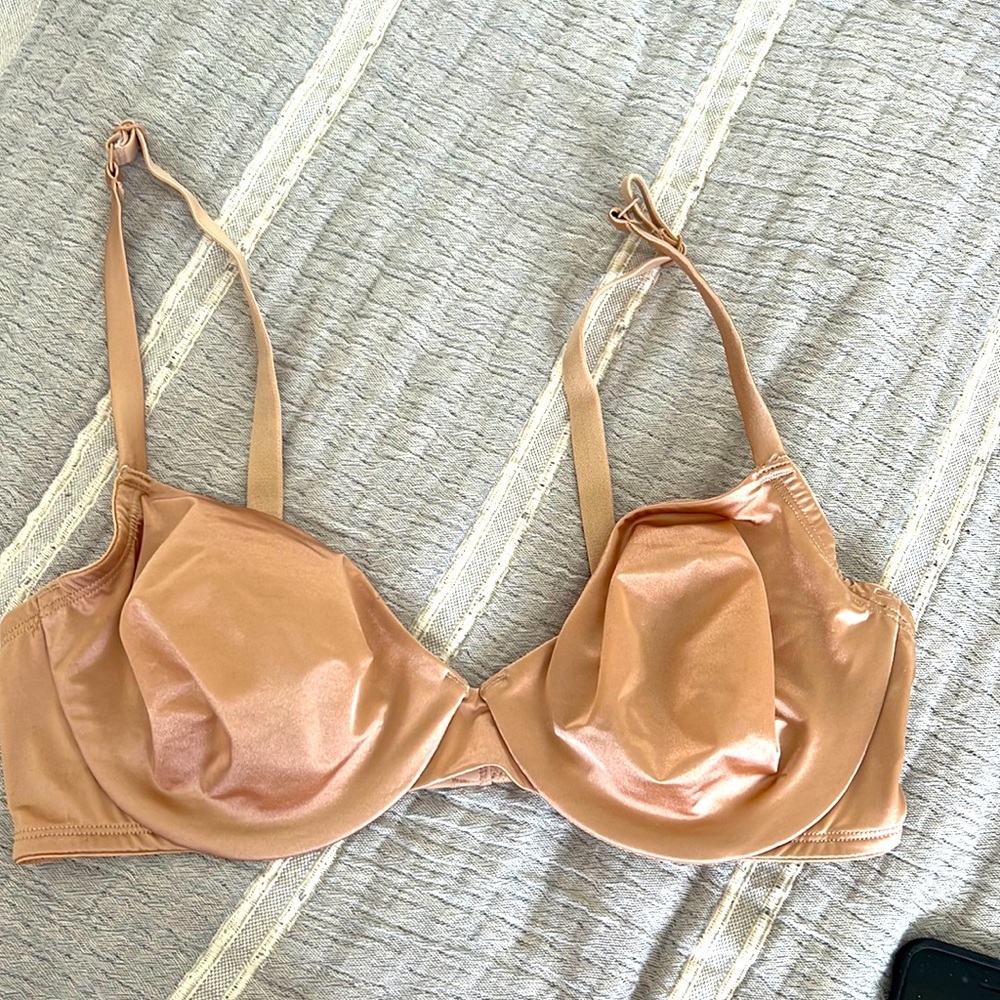 SKIMS bra